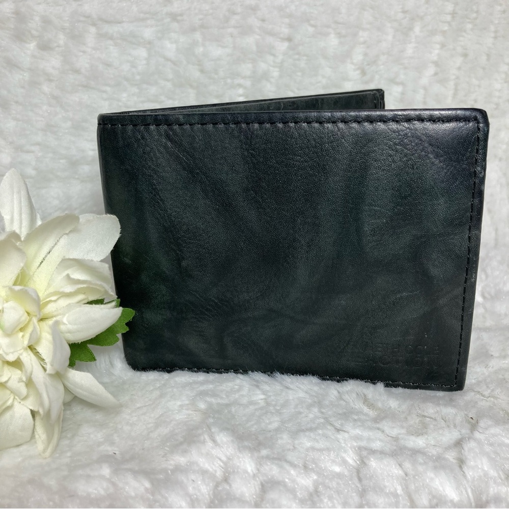 Kenneth Cole Reaction Leather Leather Bifold Wallet Flip Up ID Black Grey NWOT